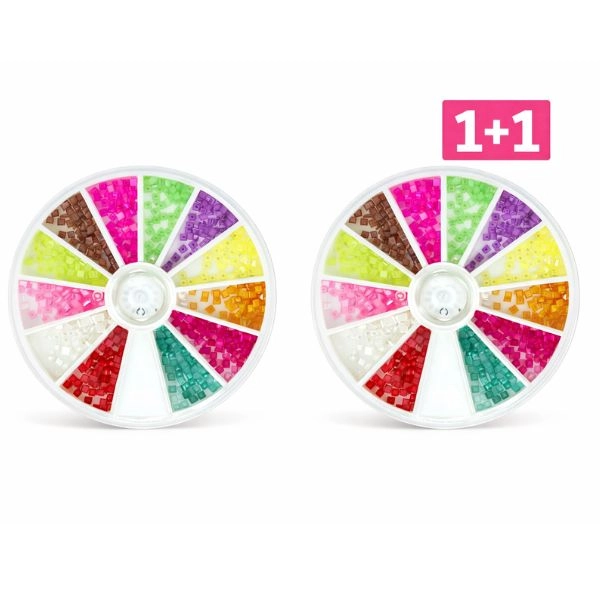 Ozdoby na nehty v boxu – čtverec - AKCE 1+1 ZDARMA