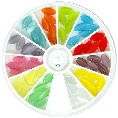 Nail art zdobení - ovál