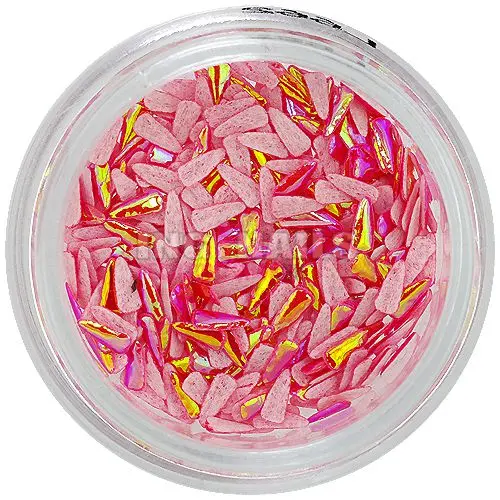 Červené látkové kapičky