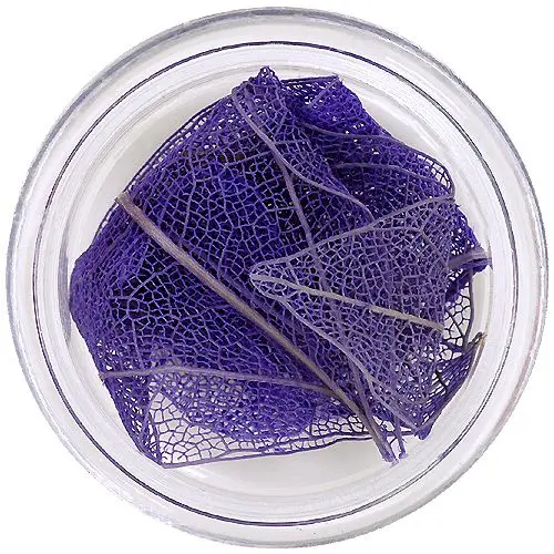 Fialové sušené lístky