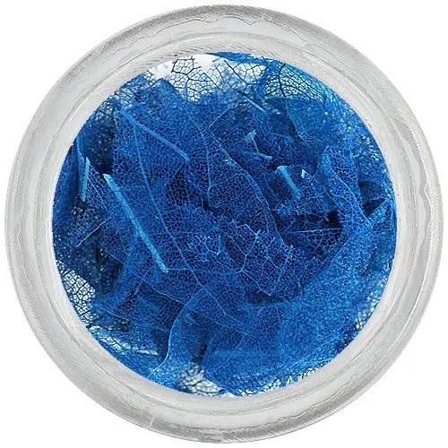 Modré sušené listy